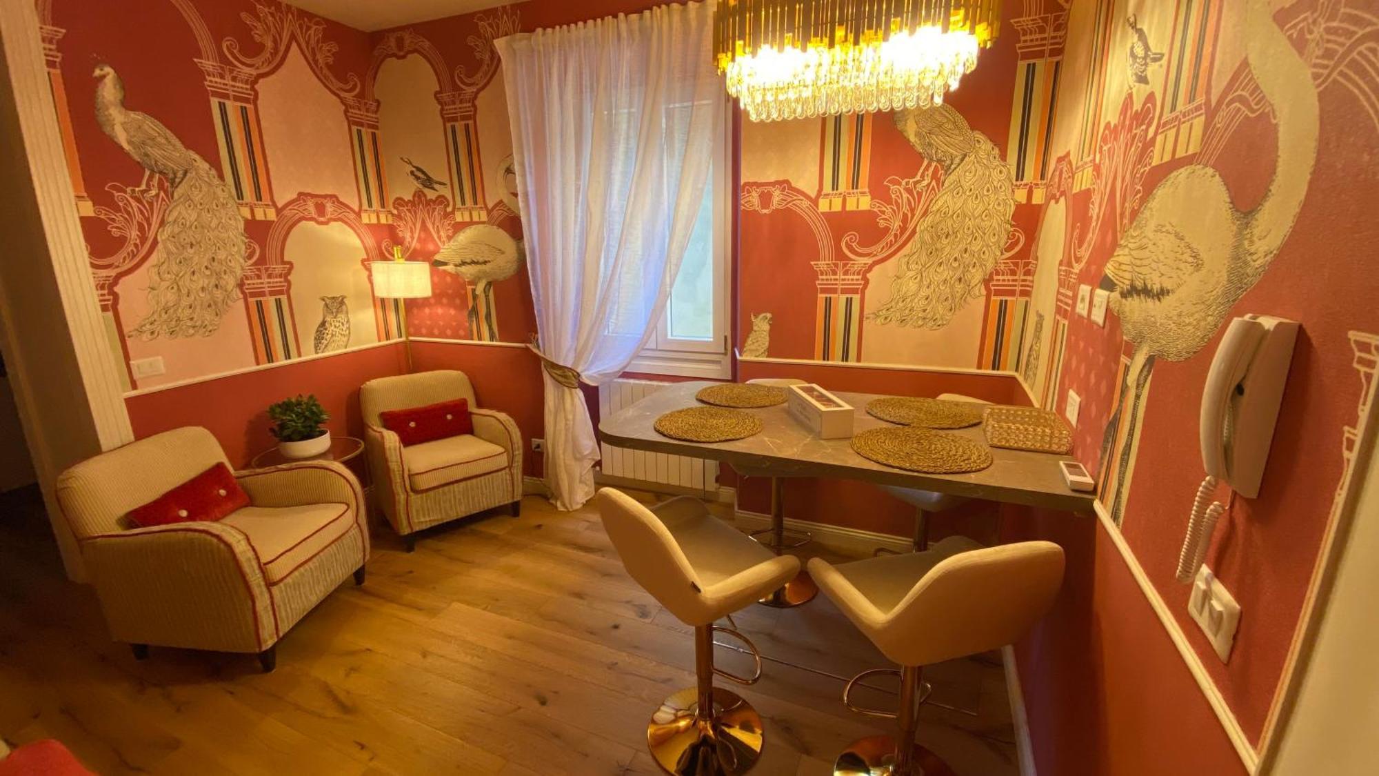 Toscanella Royal * Florence